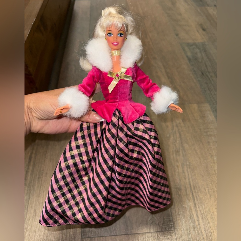 Winter Rhapsody Barbie Doll Avon Exclusive 2nd Series Special Edition 1996